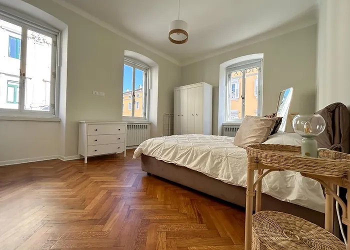 Maison Noel Apartment Trieste